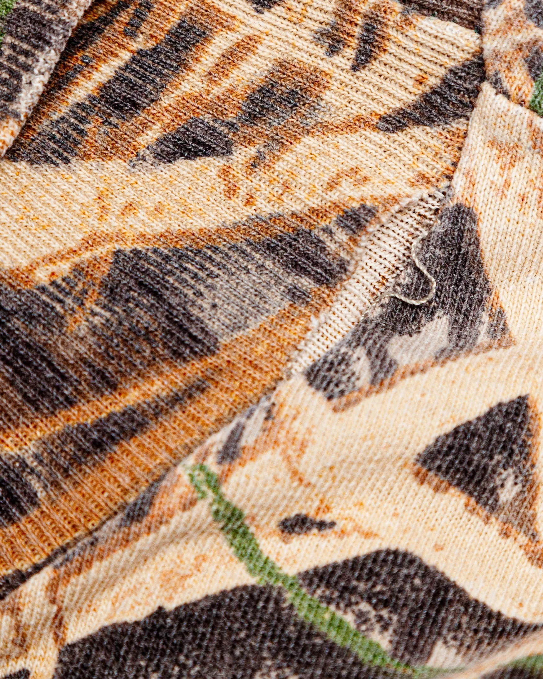 1990s Mossy Oak Camouflage Made in USA Vintage Long Sleeve Turtleneck