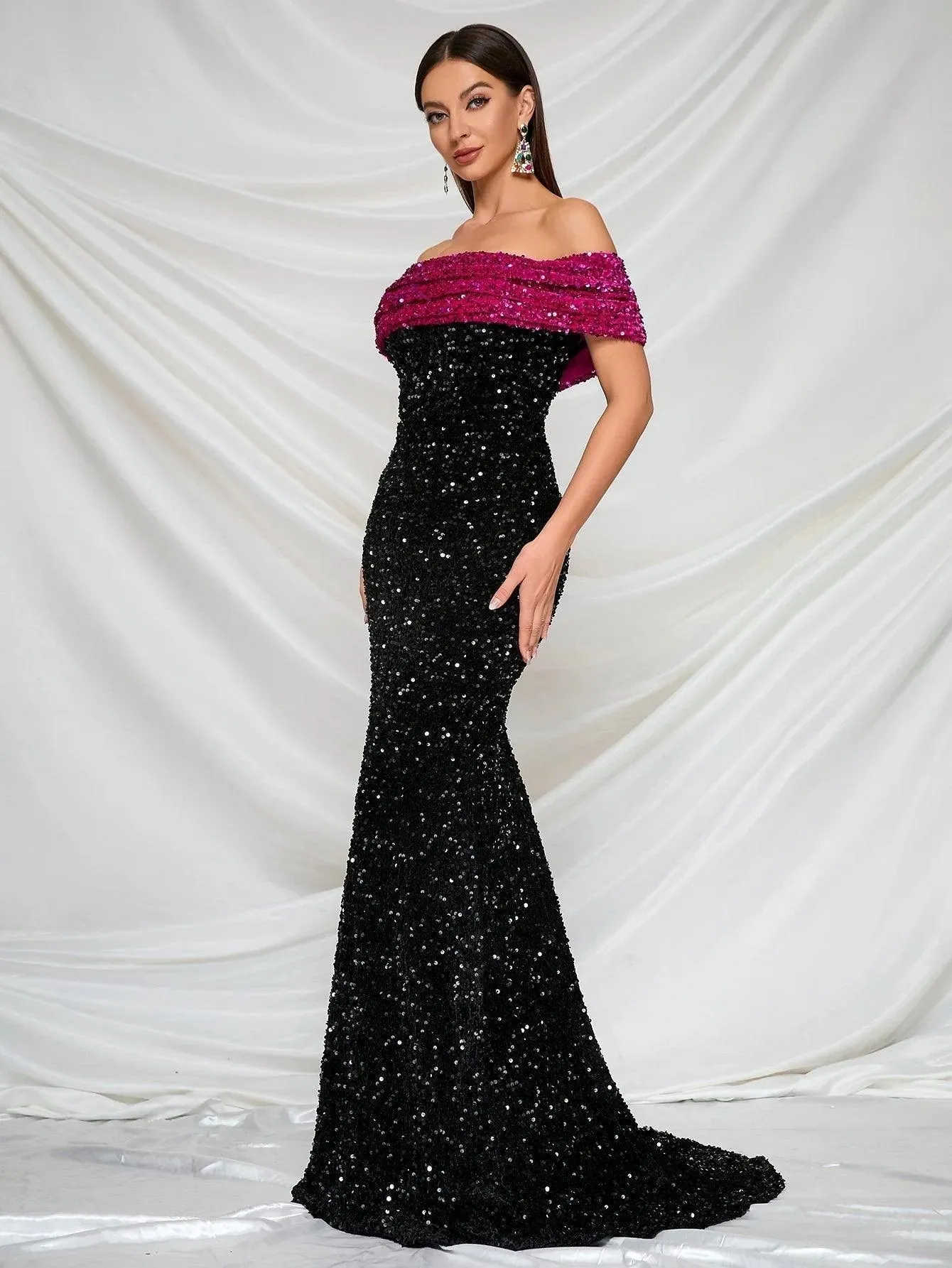 Elegant One Shoulder Sequin Mermaid Evening Dresses