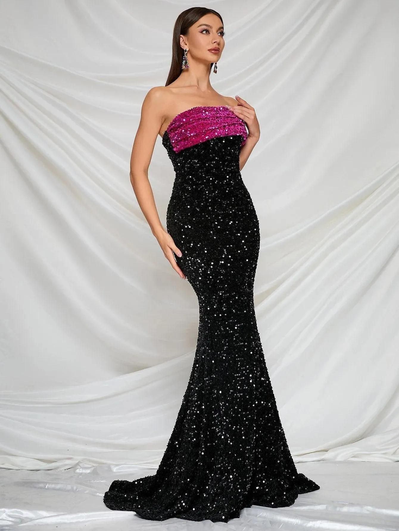Elegant One Shoulder Sequin Mermaid Evening Dresses