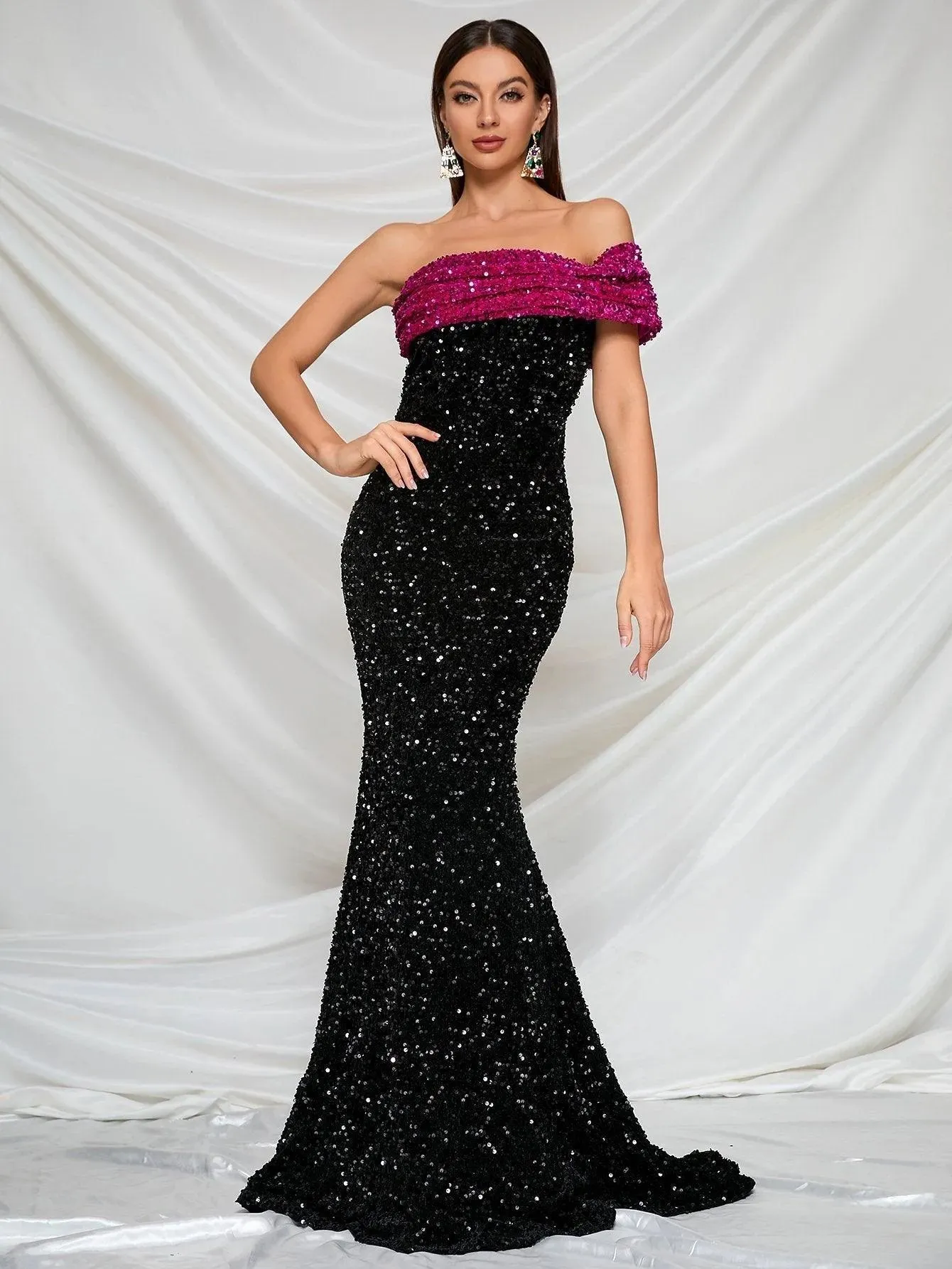 Elegant One Shoulder Sequin Mermaid Evening Dresses