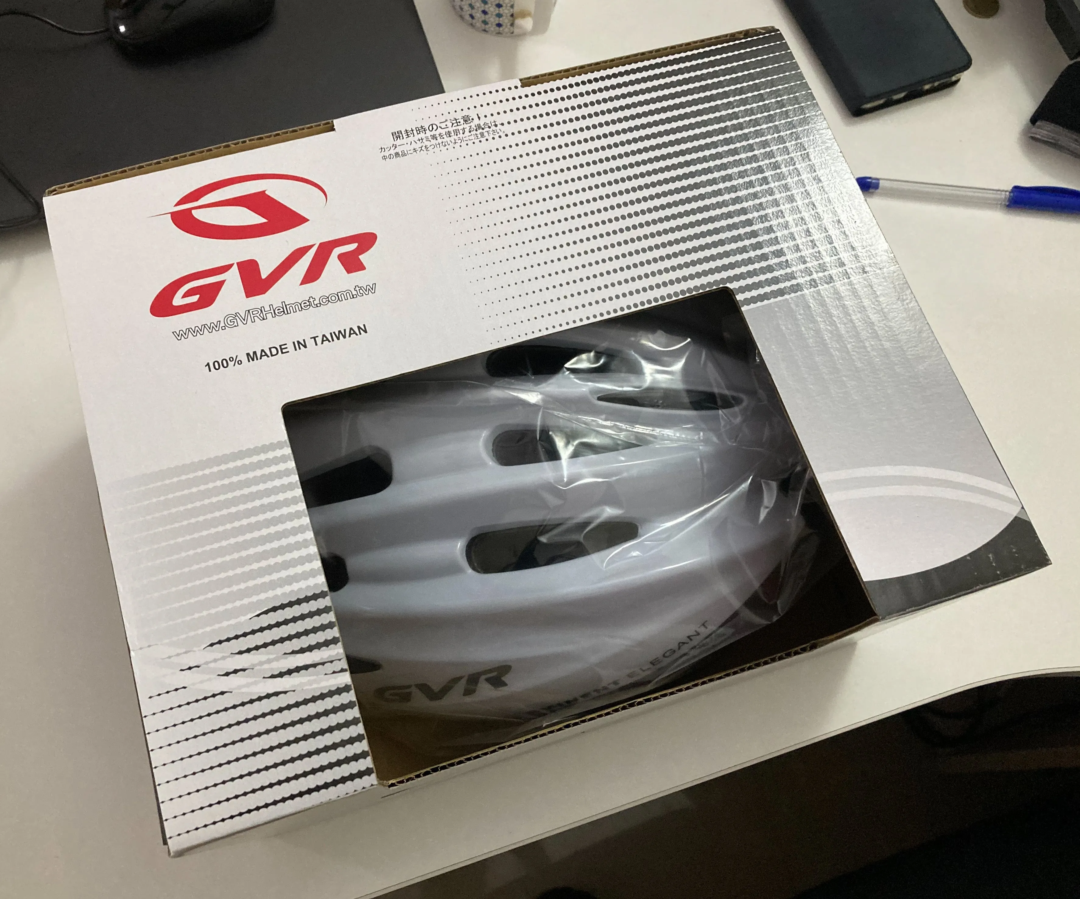 GVR Bicycle Adult Helmet Jump Silver With Visor G203VJPML-BLK