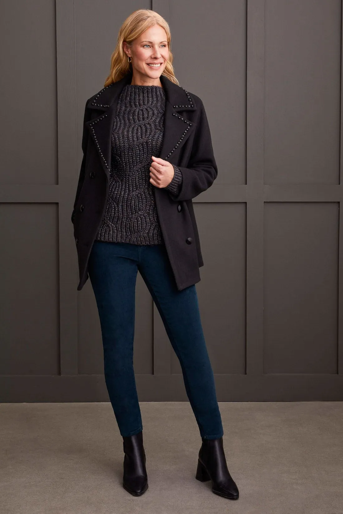 OVERSIZED FUNNEL NECK SWEATER WITH SHINY YARN-Black